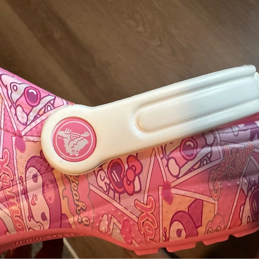 CROCS hello kitty classic clog - Picture 7 of 10